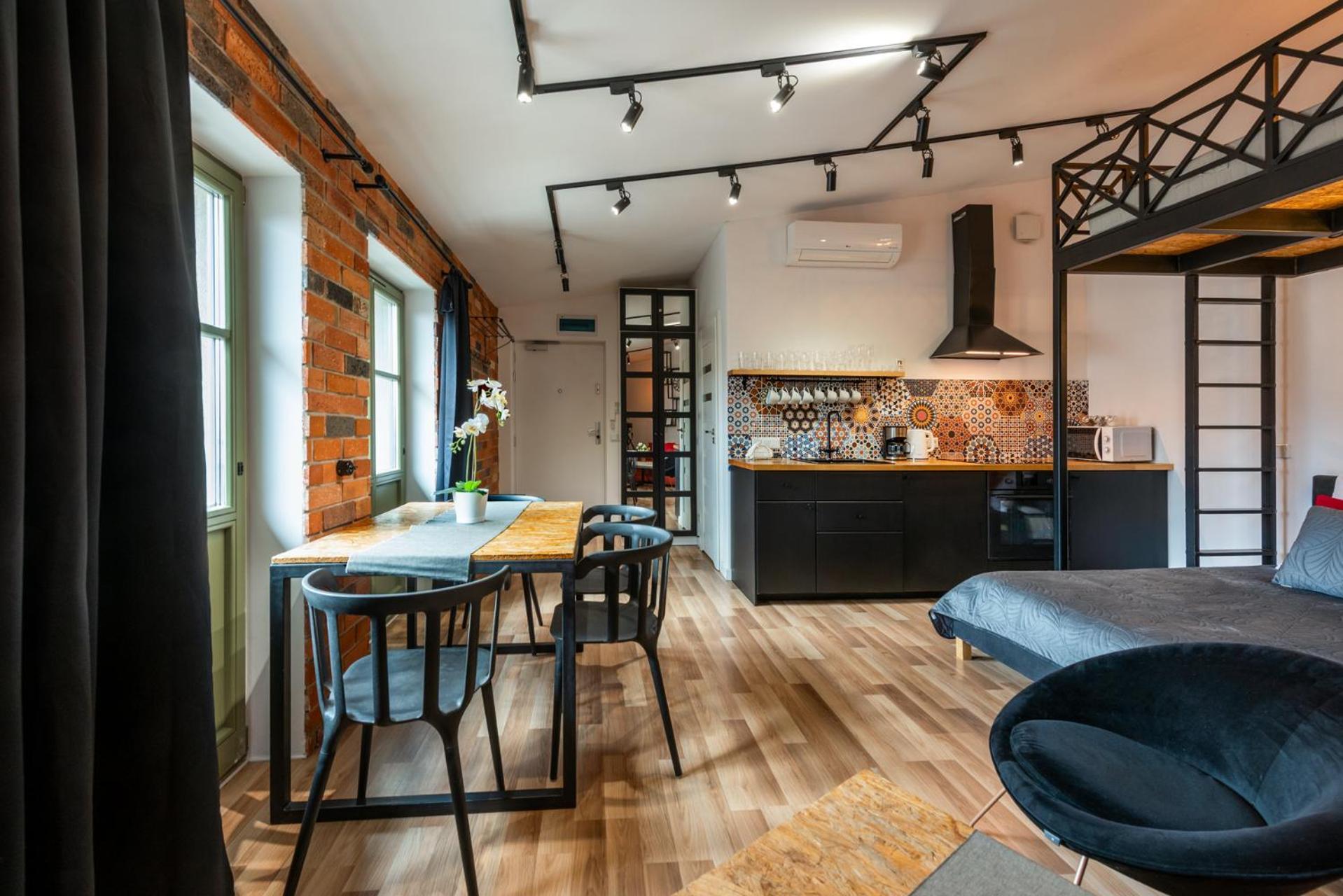 Modern Apartment Arizona Studio Old Town Dietla Balcony Krakow Exterior photo